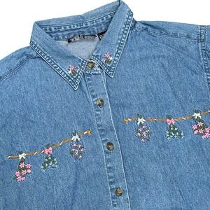 Vintage Zoey & Beth Floral Embroidered Denim Shirt Women L Blue Button Cottage